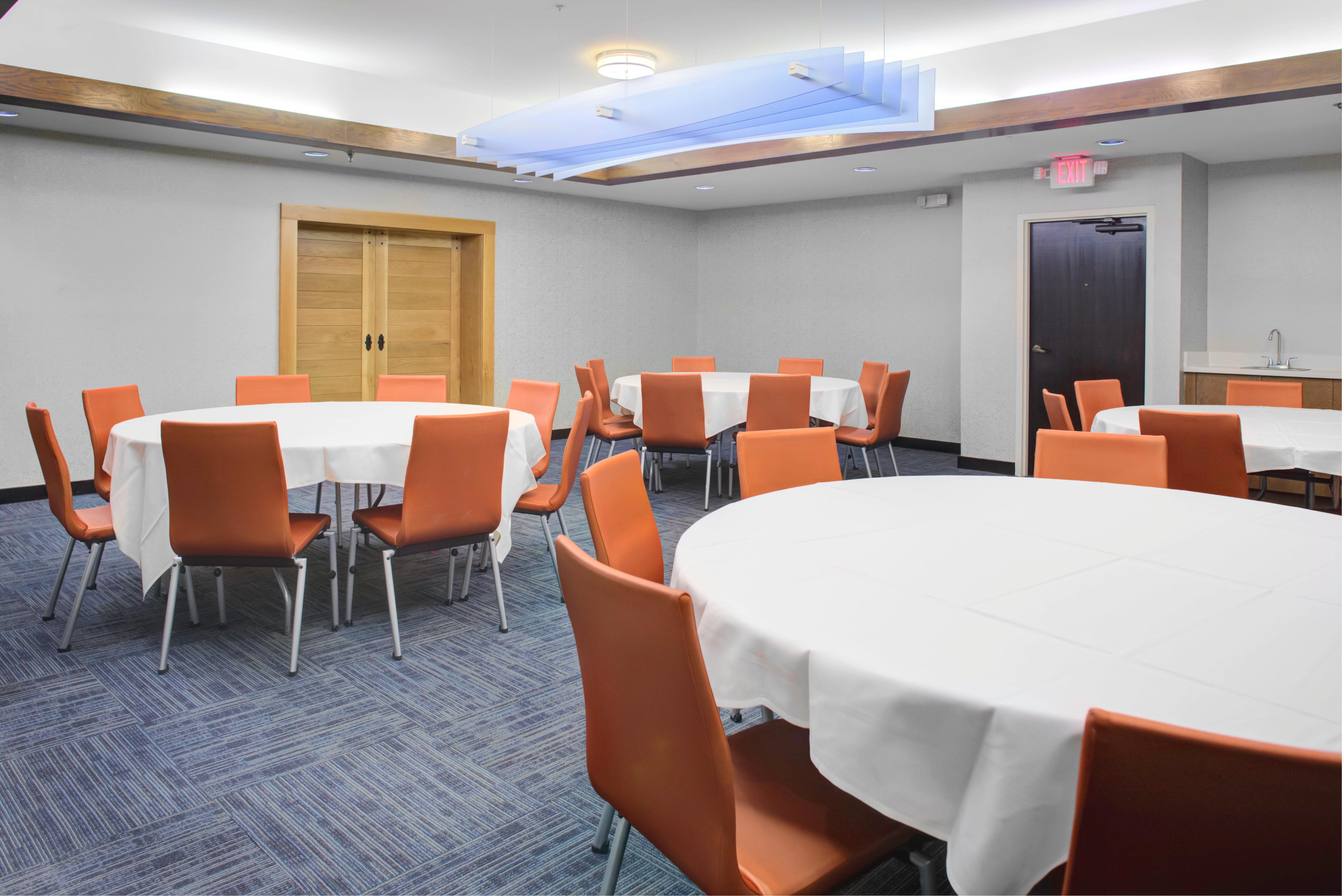 Holiday Inn Express - Chester By Ihg Εξωτερικό φωτογραφία