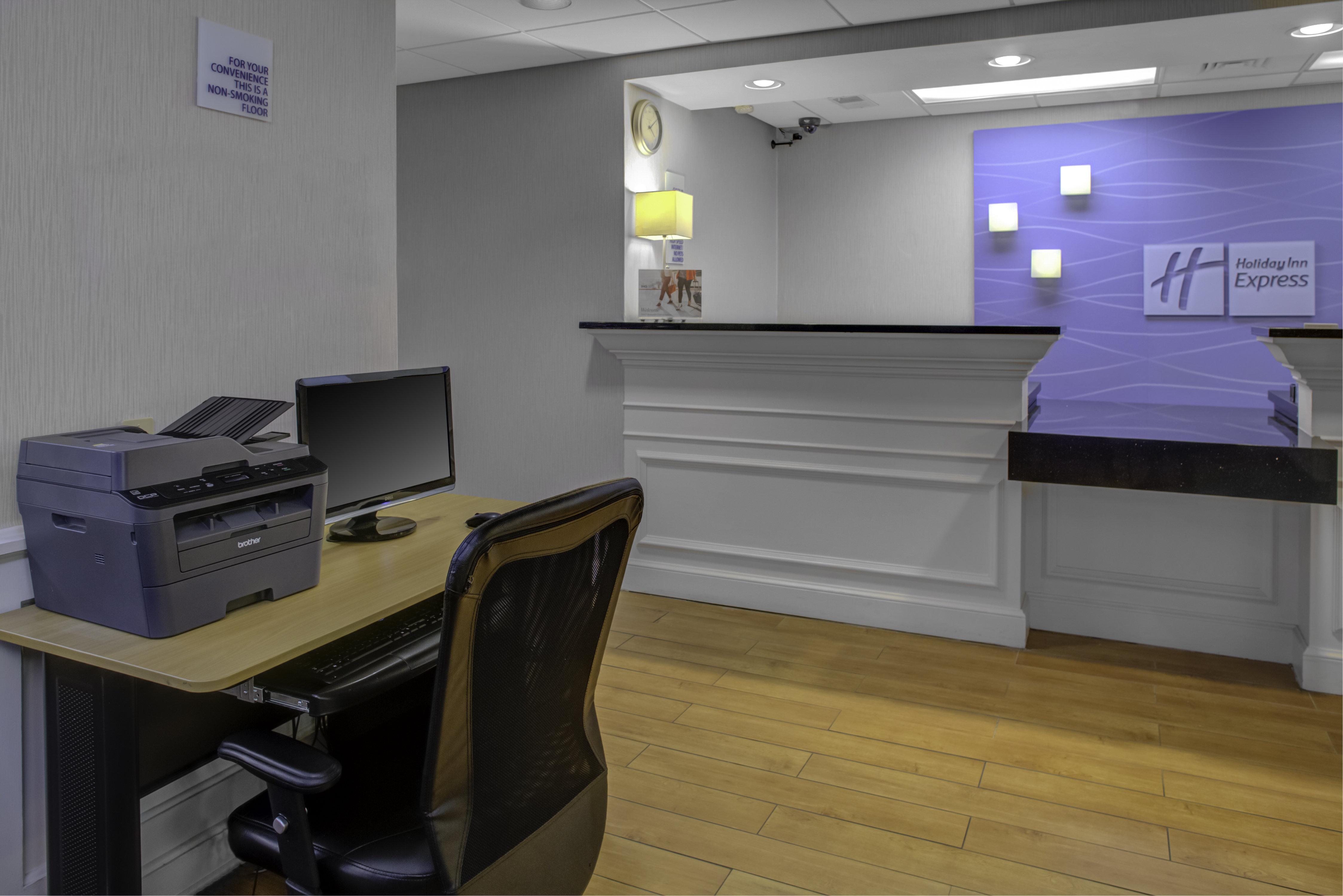 Holiday Inn Express - Chester By Ihg Εξωτερικό φωτογραφία