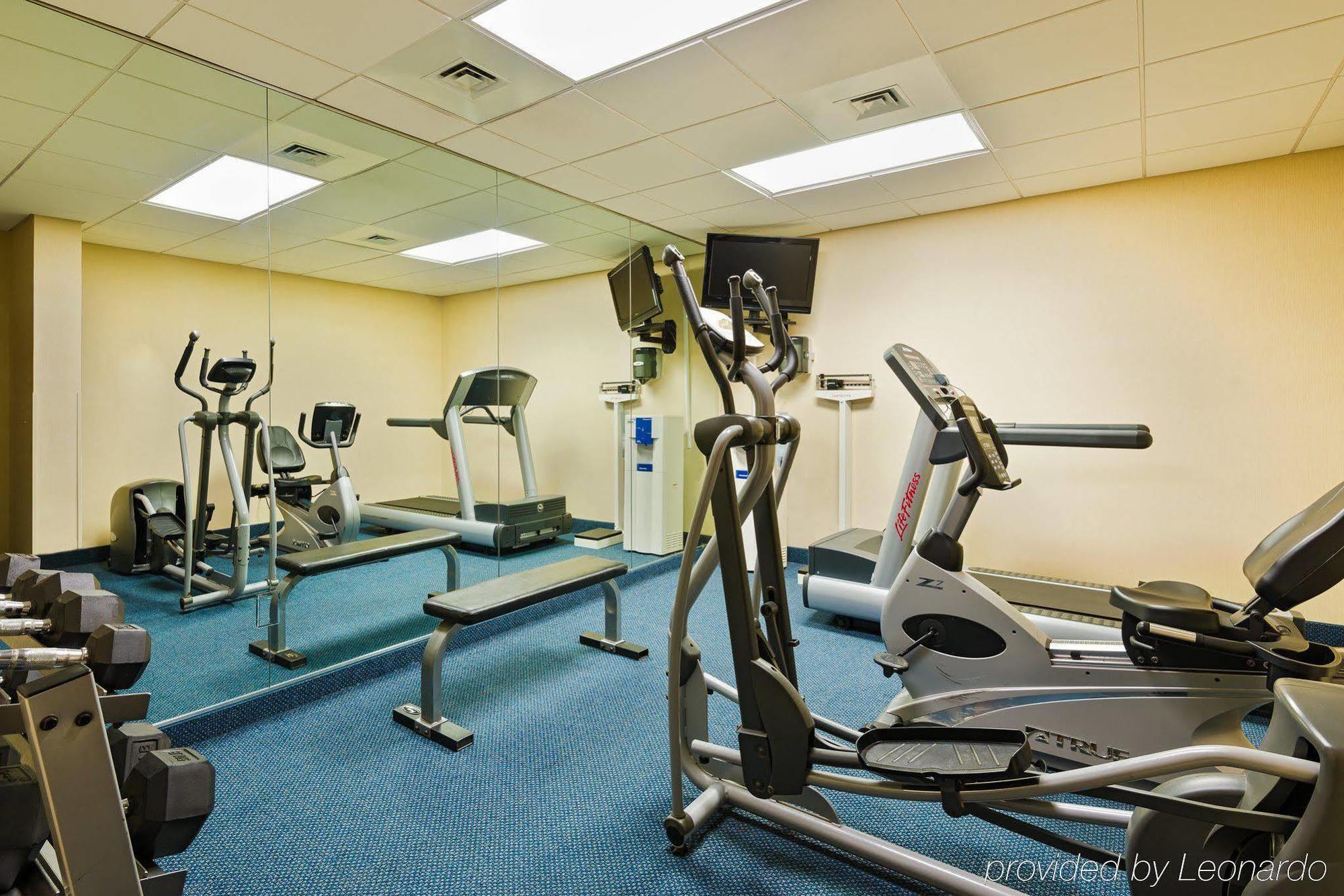 Holiday Inn Express - Chester By Ihg Εξωτερικό φωτογραφία