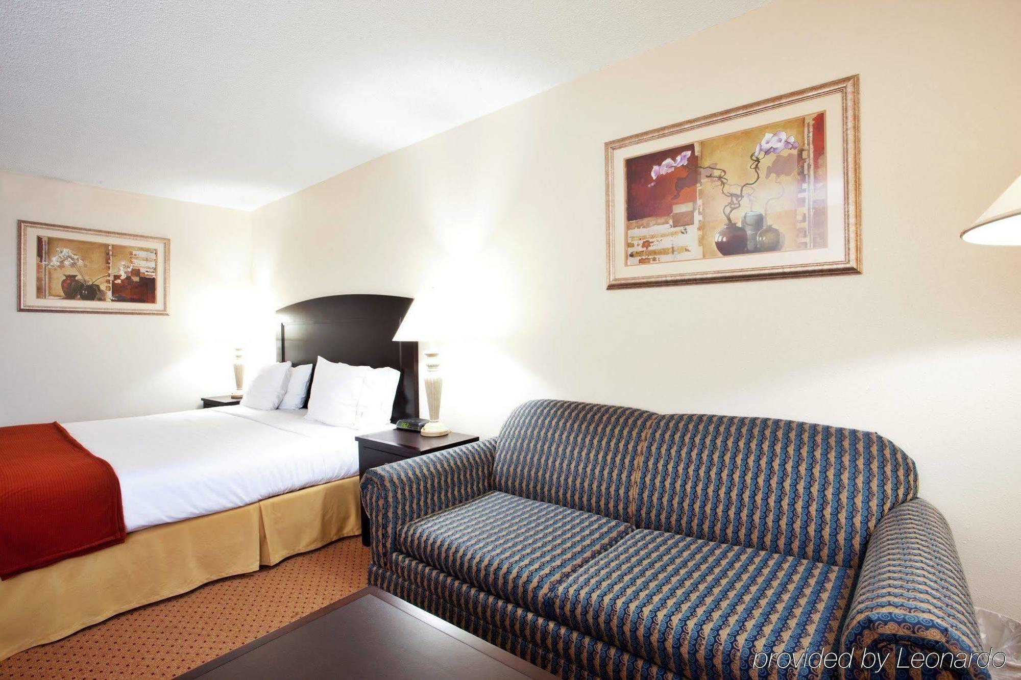 Holiday Inn Express - Chester By Ihg Δωμάτιο φωτογραφία